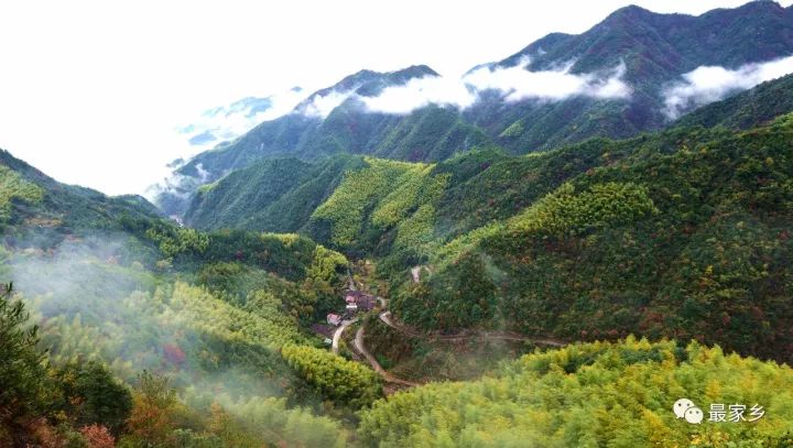 衢州市非物質文化遺產洪公拳,頗有特色的夯土牆群等旅遊資源,更藉助因