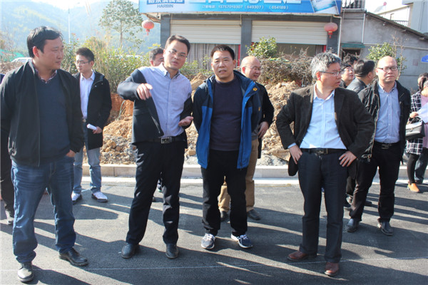 开化县领导实地督查小城镇环境综合整治工作