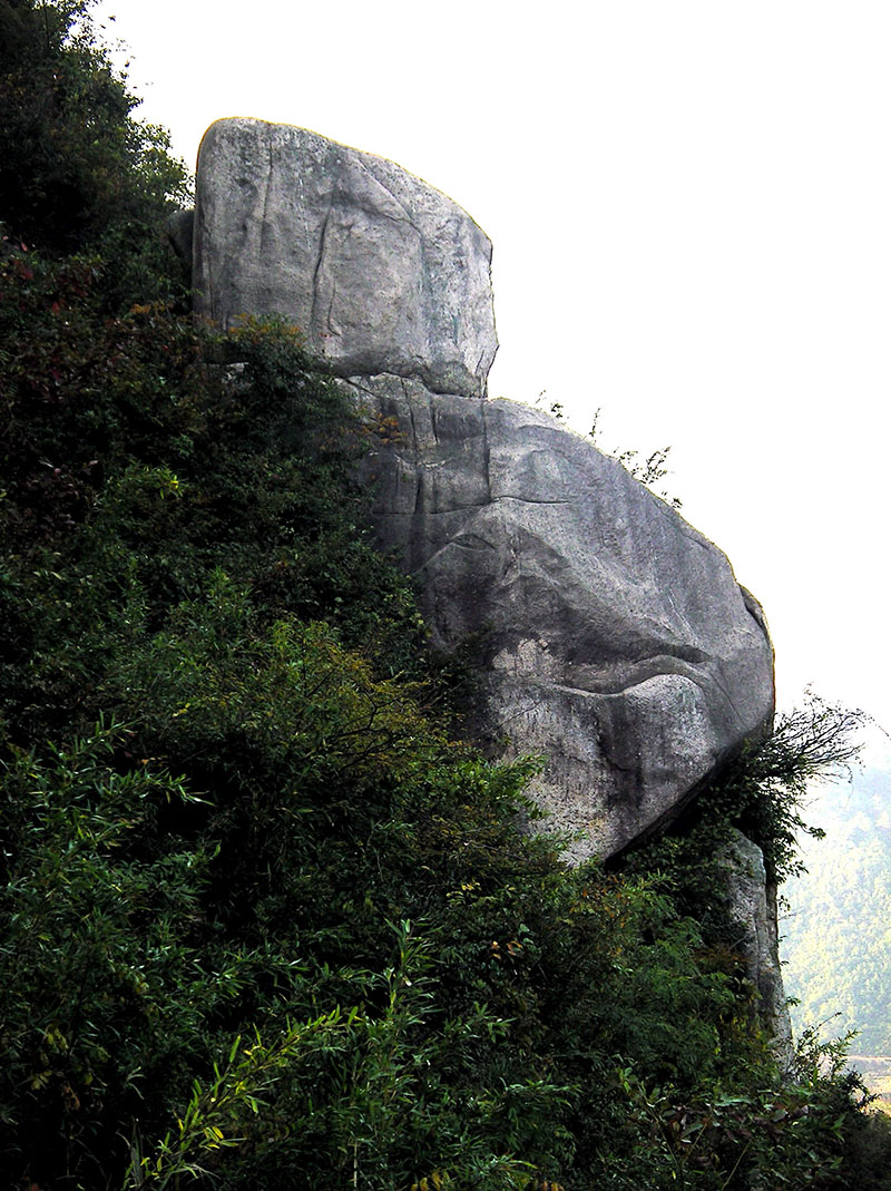 從李白的詩中看天姥山在何處