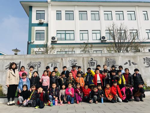 桐乡市屠甸镇小:走进小学,感悟成长
