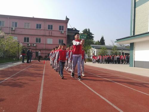 桐乡市屠甸镇小:校区运动会也精彩