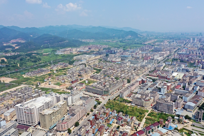 东阳团结就是力量和美湖田正大步走来