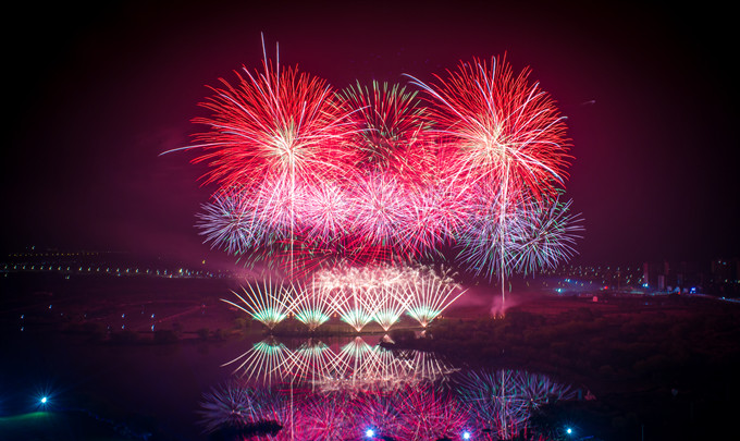 长兴跨年烟花秀精彩绽放