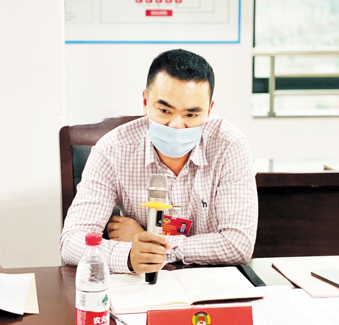 陈民委员加强城镇建筑垃圾处置管理