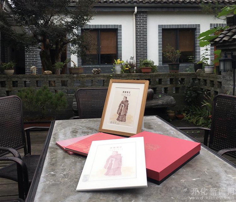 人民币制版大师指点 御用纸与先圣孔子像完美结合 开化纸文创作品为“衢州有礼”注入新内容-开化新闻网