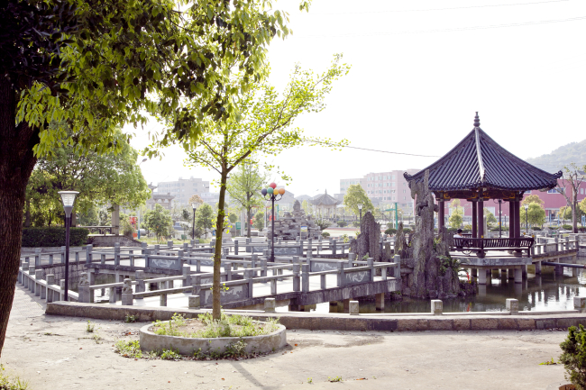 办好"开门一件事" 瓯海仙岩街道村社履新干部实干赢民心