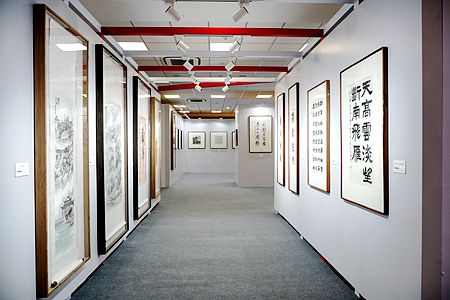 本次展覽展出了西泠印社杭州書畫社知名書畫家的作品共66件,作品體裁