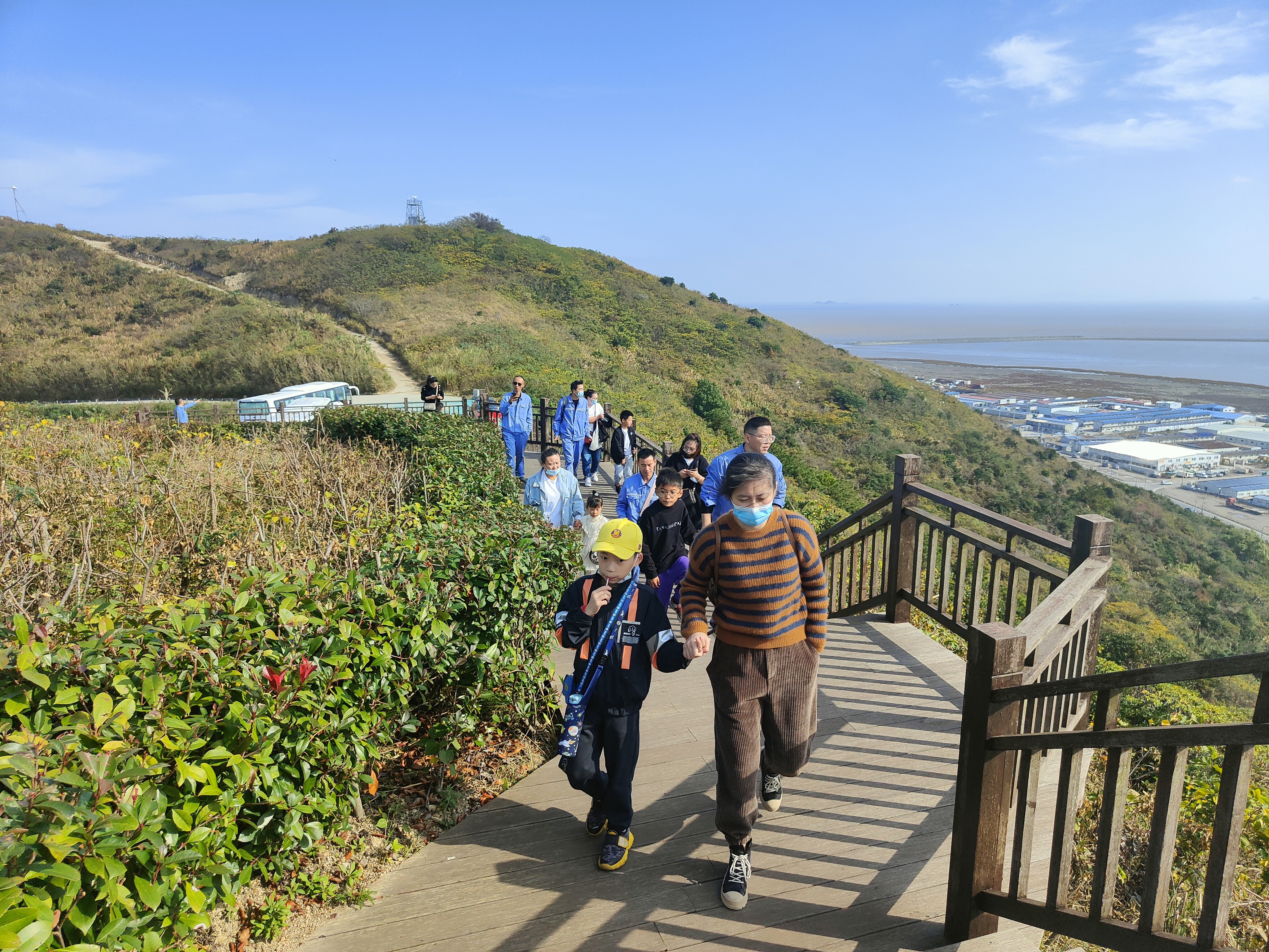 浙江舟山鱼山岛图片