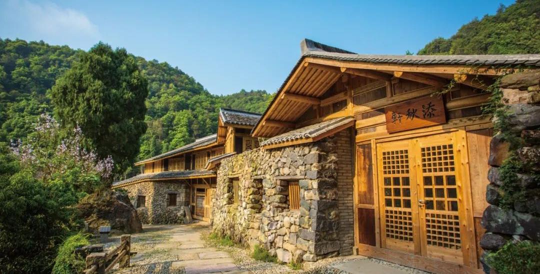 Spring Getaway in Huangyan: Explore the Tranquil Villages