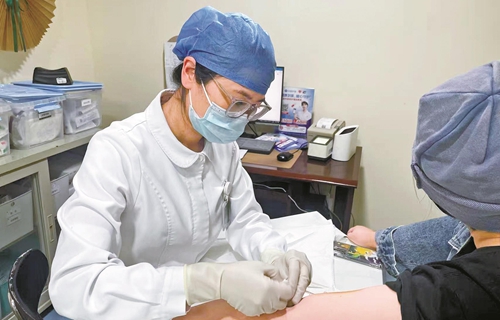 �ӡ�С��ʿ��������ר�ҡ�