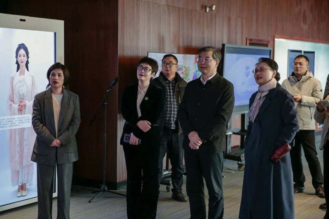 ����ί�߻��㡿Ҷ�����������Ĺ㼯���߷õ���