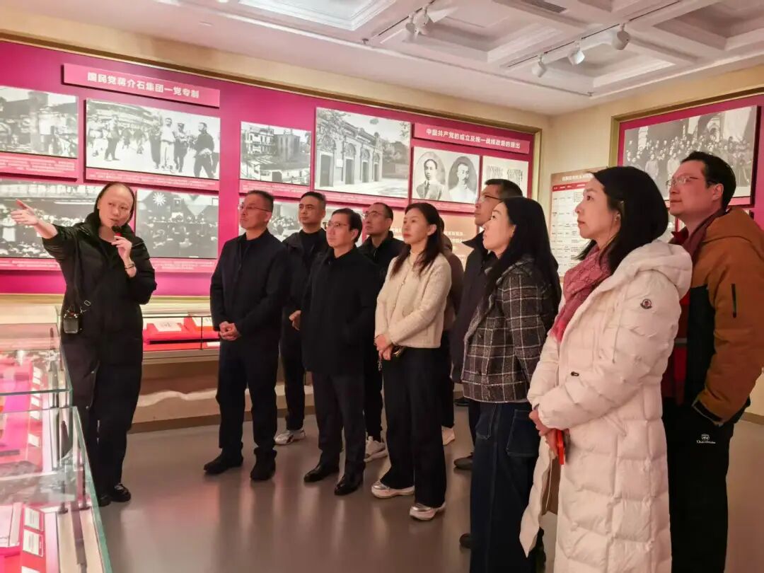 �߽�ɽ�ǣ���ı��չ��������ѧ���㽭ʡί����֯��ҵ�Ҹ����쿼�콻��