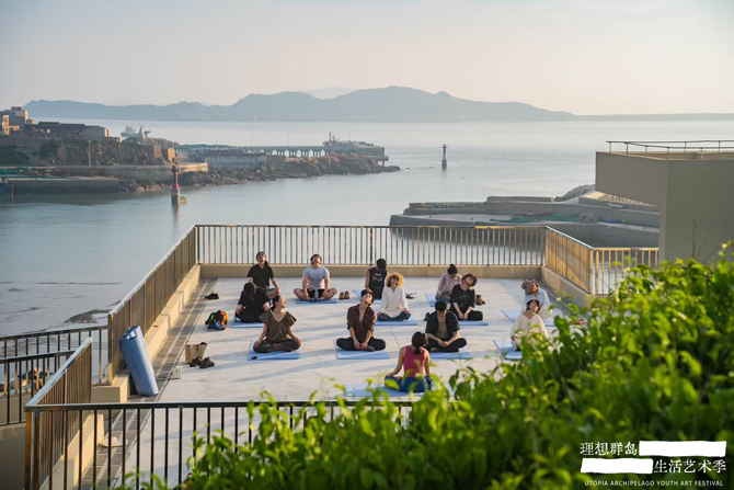 ��ҵ���ܣ��ഺ�������Ե���Ϊ������ ������չ�¶���