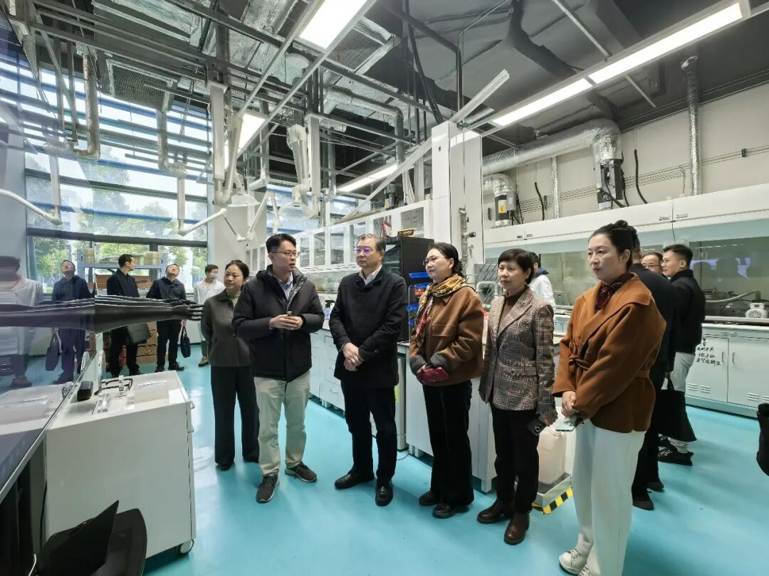 ����ί�߻��㡿Ҷ������������ѧ�߷õ���