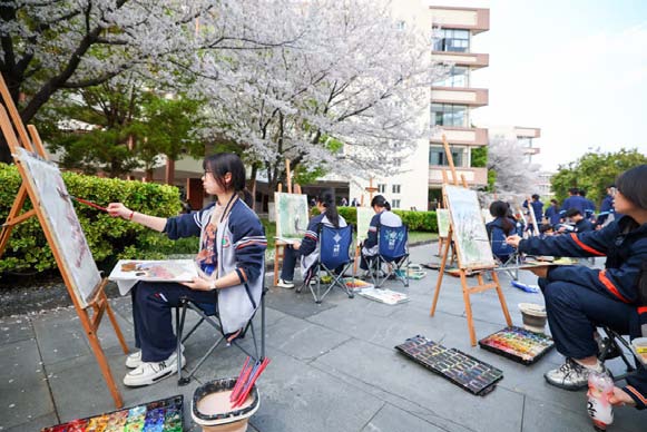 ӣ�����»�У԰