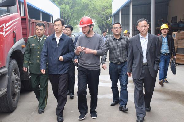 德清县委常委副县长胡梅奎带队督导重大火灾隐患整改